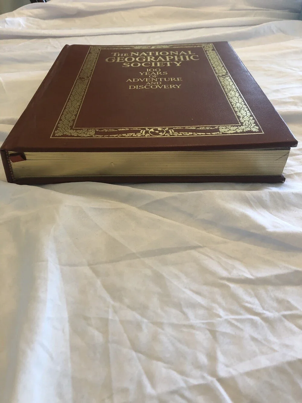 THE NATIONAL GEOGRAPHIC SOCIETY 100 YEARS OF ADVENTURE AND DISCOVERY Leather